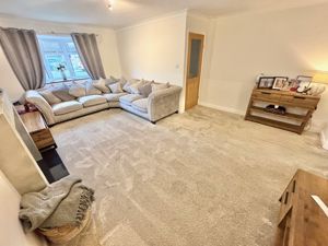 Lounge- click for photo gallery